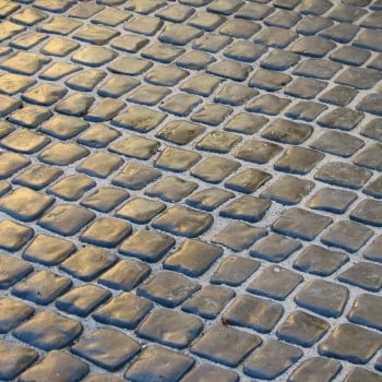 Sealed Basalt Cobblestone Pavers - HDG Building Materials