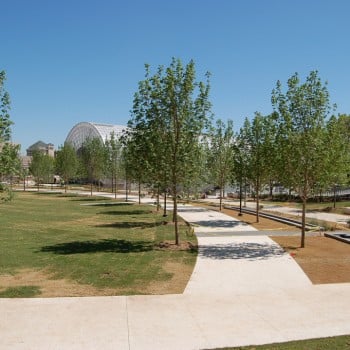 Myriad Botanical Gardens - Granite - HDG Building Materials