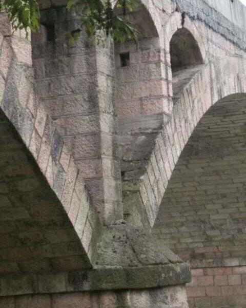 reclaimed-stone-bridge-HDG Building Materials