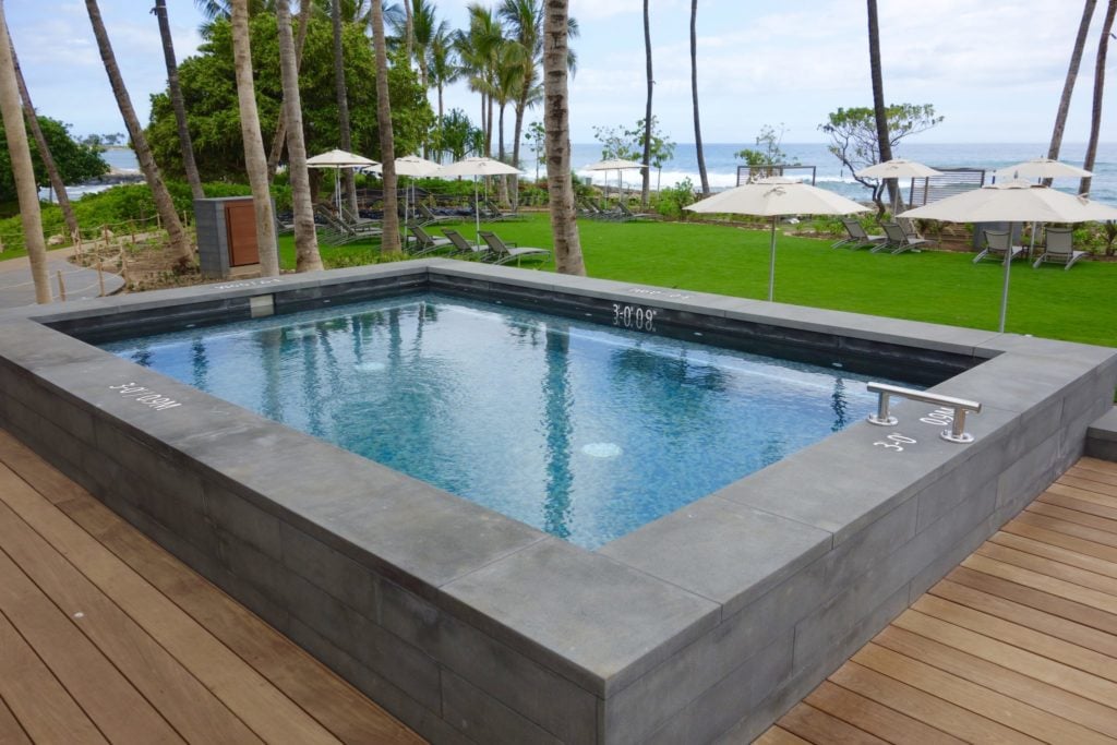 Ipe Decking Pool Surround with Buzon Pedestal System