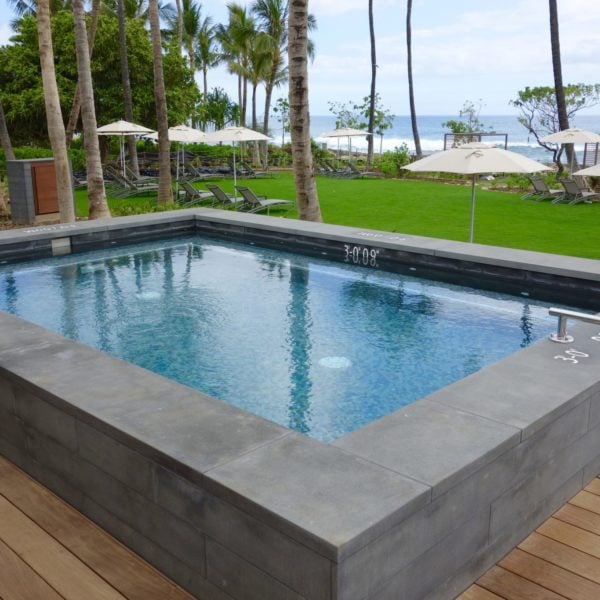 Ipe Decking Pool Surround with Buzon Pedestal System