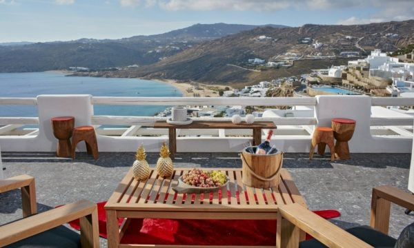 Sierra Mist Grey Stone Porcelain Pavers on Terrace Overlook
