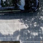 HDG Bluestone Black – Dark limestone with delicate white veining.