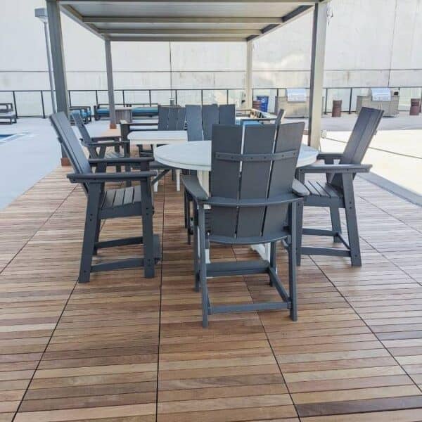Ipe Deck Over Buzon Pedestals is Level for Furniture